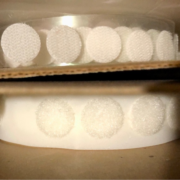 200 pair of Velcro dots 3/4” - Picture 3 of 4